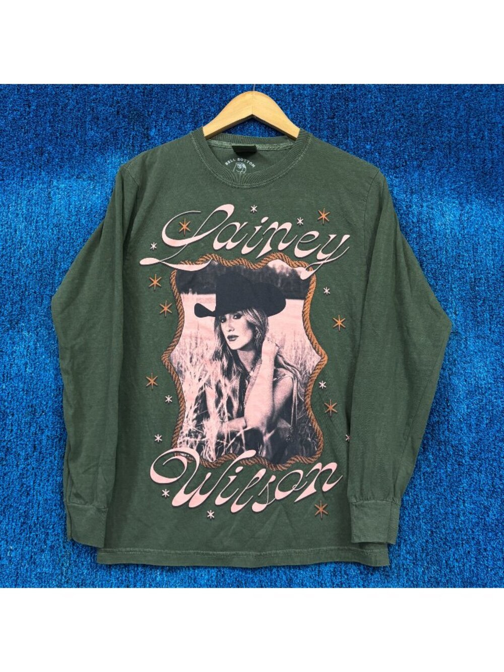 Lainey Wilson Portrait Whirlwind World Tour Long Sleeve S